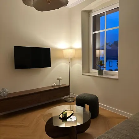 Szklarska Kamienica Apartment *