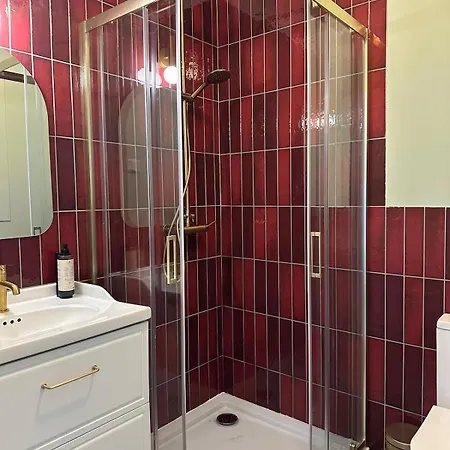 Szklarska Kamienica Apartment *